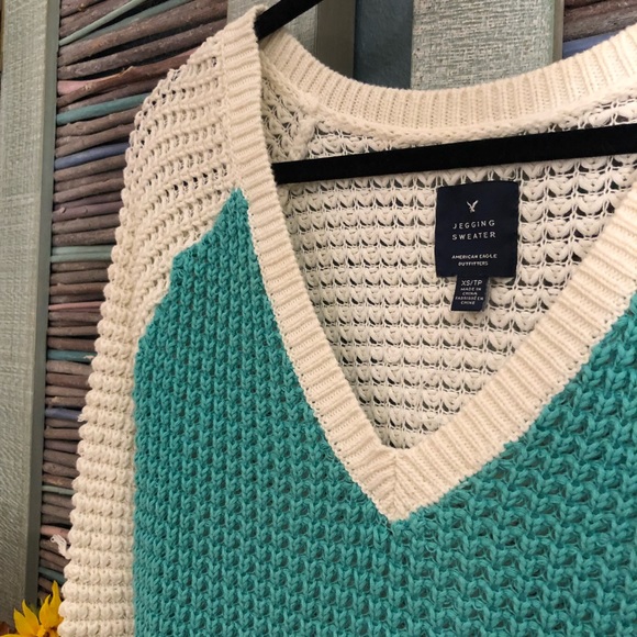 Wide-knit two-tone jegging sweater - Picture 2 of 4